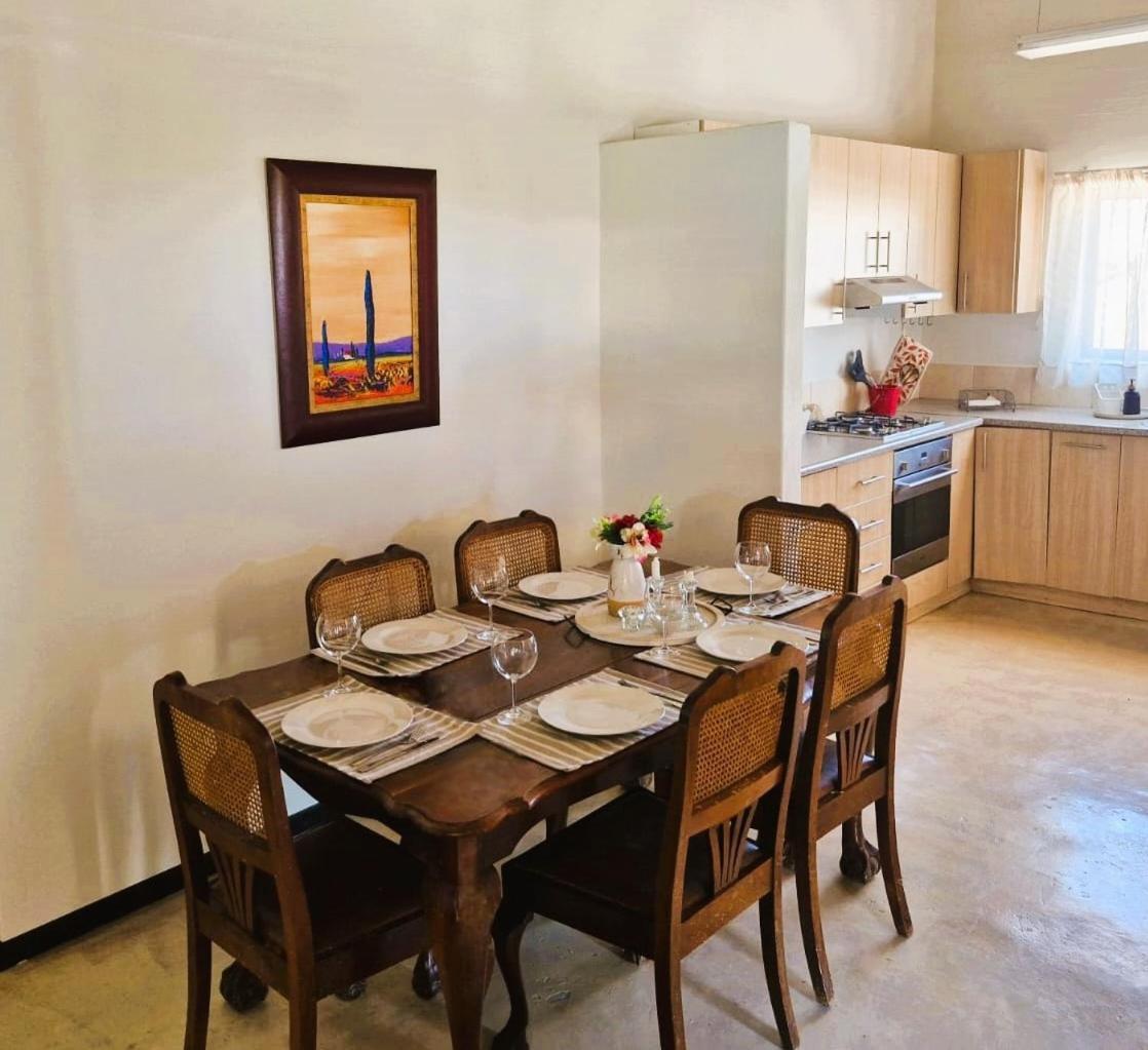 Kitchen51 Cottages Keetmanshoop Quarto foto